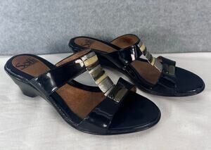 Sofft Women's sz 7 T Strap Wedge Heel Sandal Black Patent Leather Embellished